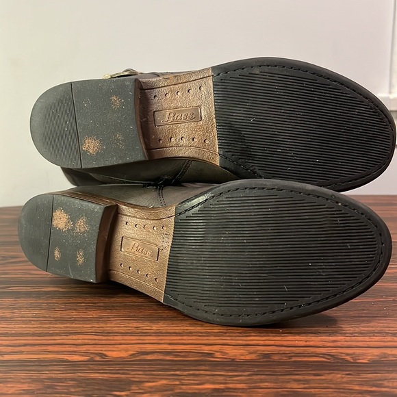 Bass Adriena Extended Calf Tall Boot sz 9.5M. Great Condition! - Picture 7 of 7